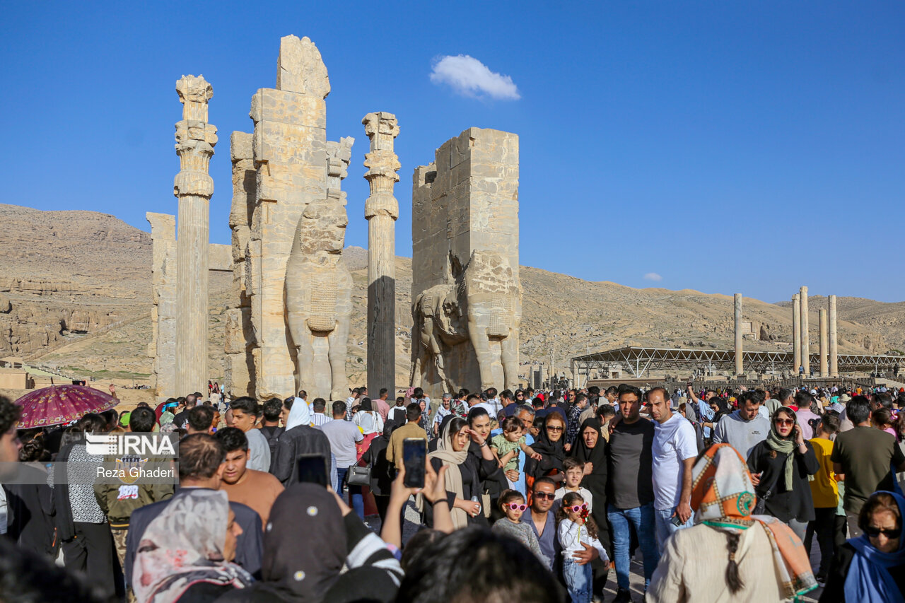 اداره هیات امنایی اماکن شاخص گردشگری فارس؛ مطالبهای برزمین مانده