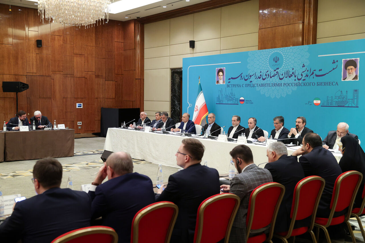 نوری قزلجه: تجارت کشاورزی و غذا میان ایران و روسیه گسترش مییابد