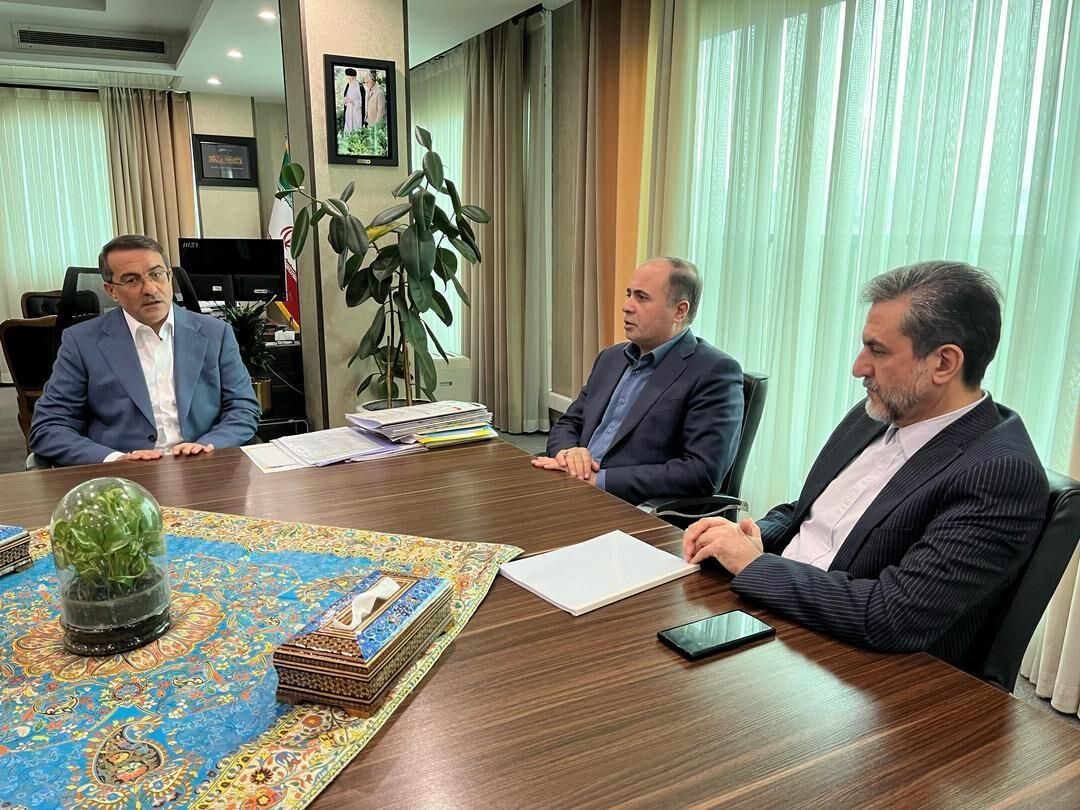 بررسی وضعیت کارکنان و مسائل وزارت جهاد کشاورزی