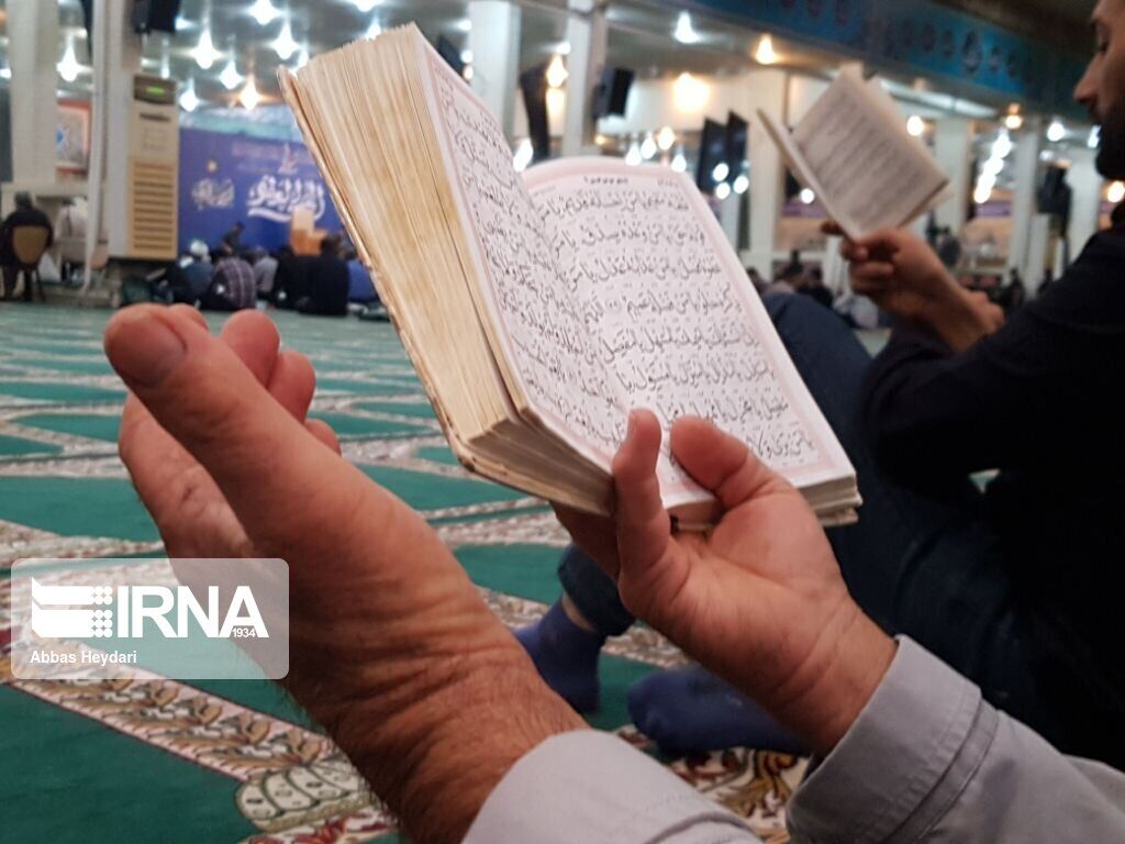 پیوند بهار طبیعت و بهار معنویت کرمانی‌ها در نخستین شب قدر