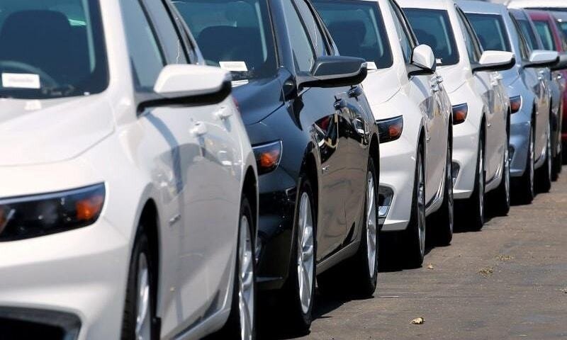 محدودیتهای فروش برای خودروهای وارداتی برداشته شد