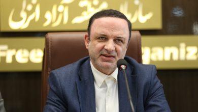 دبیر شورای‌عالی مناطق آزاد در جمع سرمایه‌گذاران و فعالان اقتصادی انزلی تاکید کرد؛ حل مشكلات سرمایه‌گذاران و توسعه صادرات در منطقه آزاد انزلی در دستور كار
