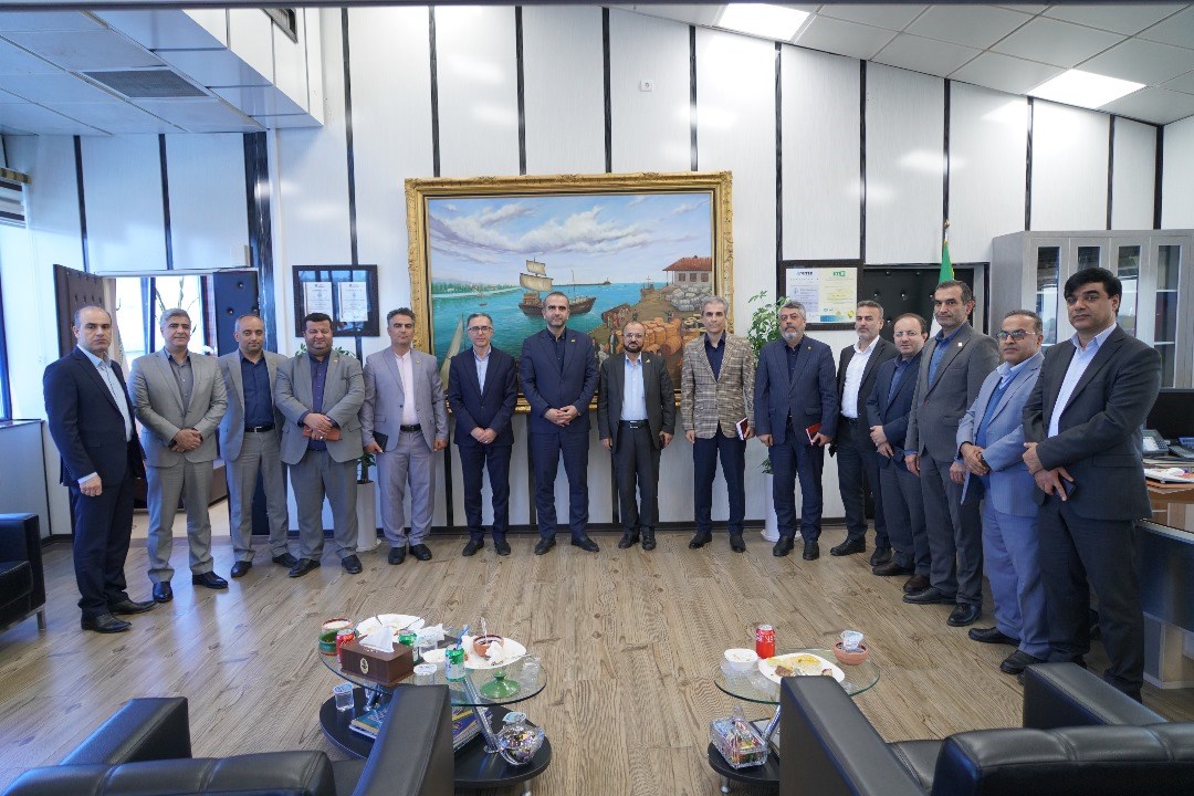 رایزنی طاعتی مقدم با ناظر گمرکات و مدیرکل بنادر گیلان ترسیم افقهای همكاری جهت افزایش فعالیتهای حملونقلی در بستر كریدورهای بینالمللی