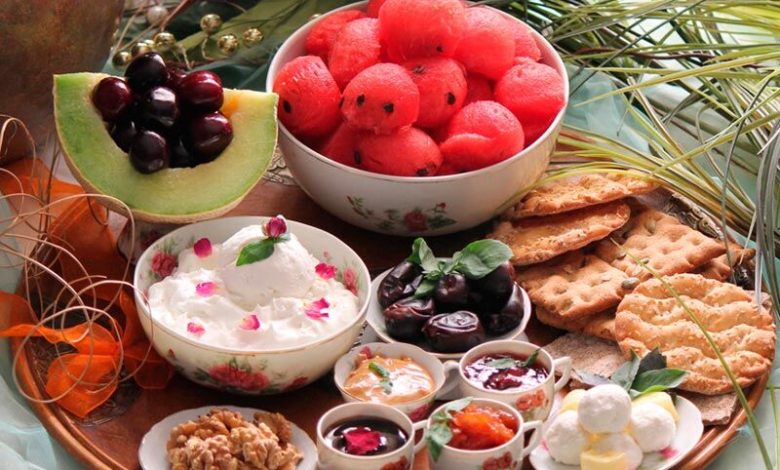 خوراکی‌هایی که تابستان شما را خنک می‌کنند