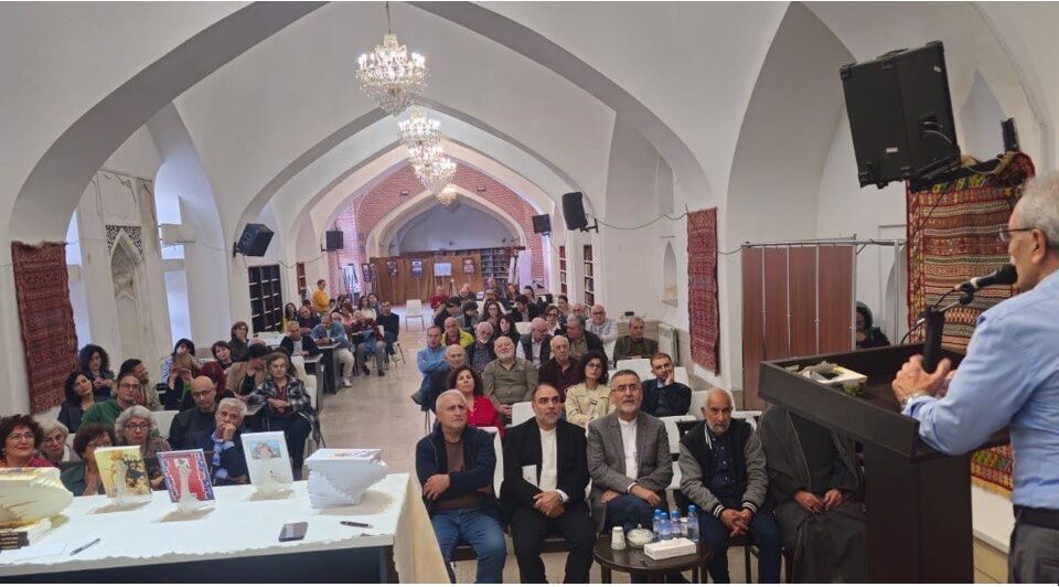 ایوبی: هنر از روح ملت ها رونمایی می کند/سودای راه اندازی اتحادیه فرهنگی با محوریت ایران