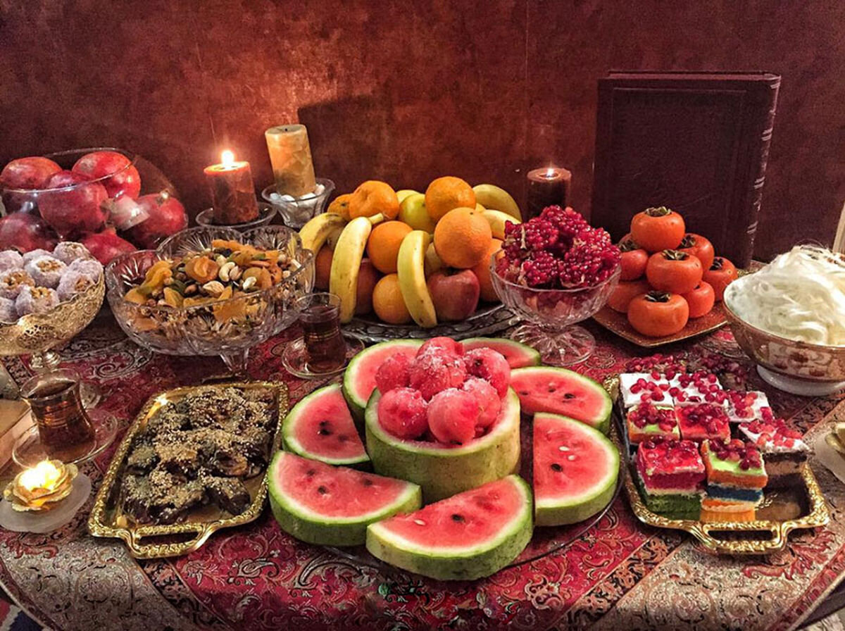 خوراکی‌های سفره یلدا از نگاه طب ایرانی