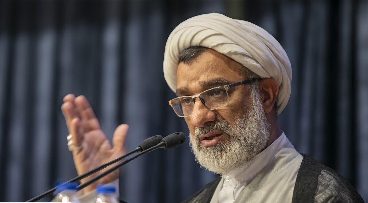 دبیر شورای عالی انقلاب فرهنگی: قرآن، ظرفیت عظیمی برای تقویت دانش و بینش انسان است
