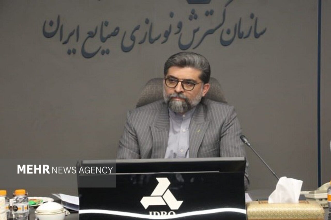 نوسازی ناوگان حملونقل با اسقاط ۱۹۰ هزار دستگاه و تحویل ۱۵۰ تاکسی