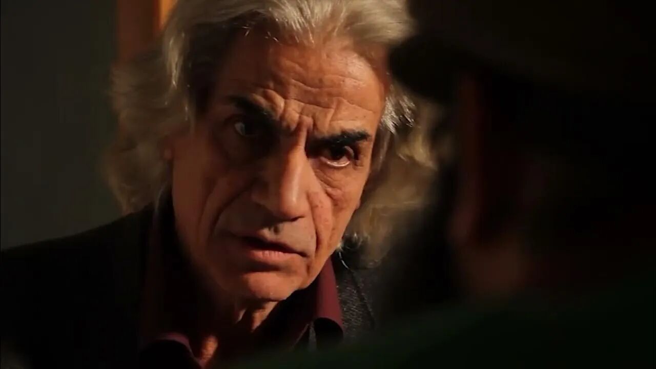 نگاهی به زندگی و آثار علی باباچاهی شاعر و منتقد ادبی
