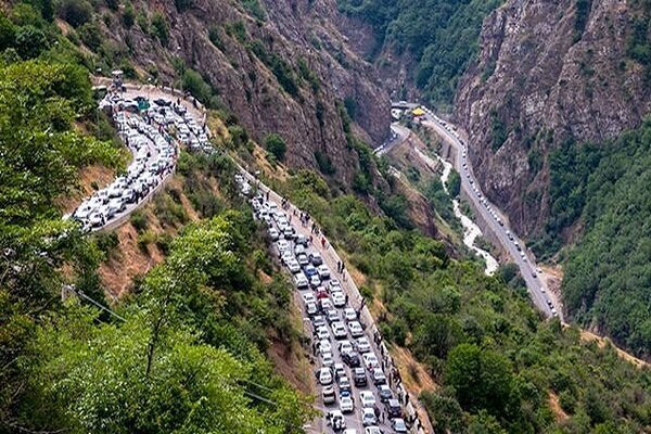 اعلام آخرین وضعیت راههای کشور؛ ترافیک سنگین در جاده چالوس و هراز