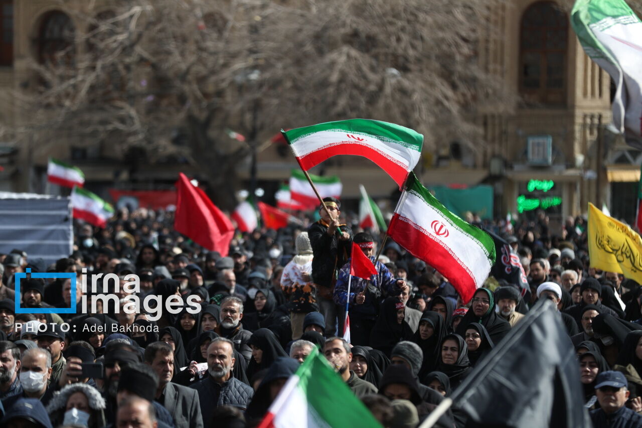 دعوت از مردم برای مراسم وداع با پیکر مطهر رهبر شهید انقلاب اسلامی