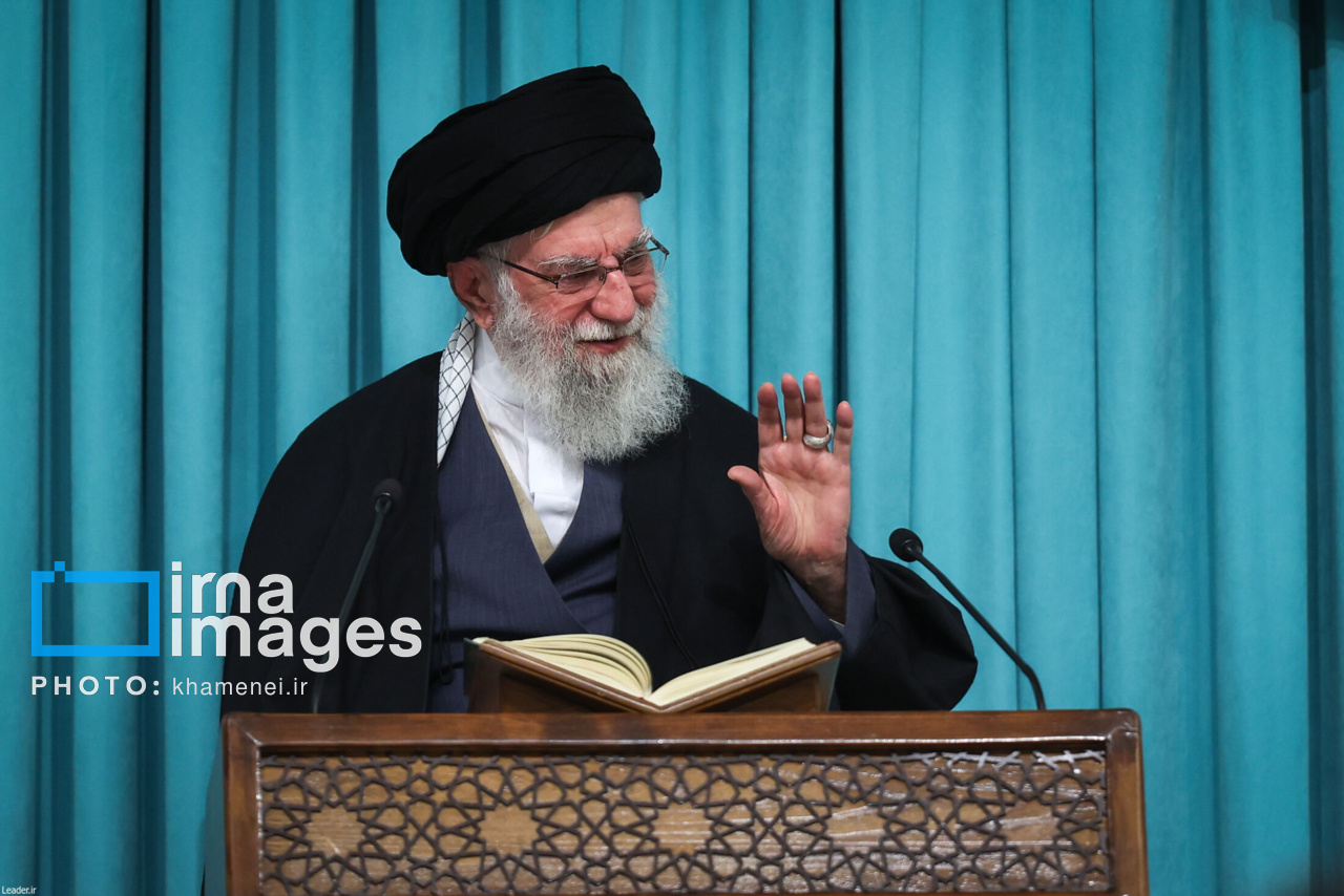 رهبر انقلاب یک الگوی جامع تمام‌نگر قرآنی در میان علمای معاصر بود