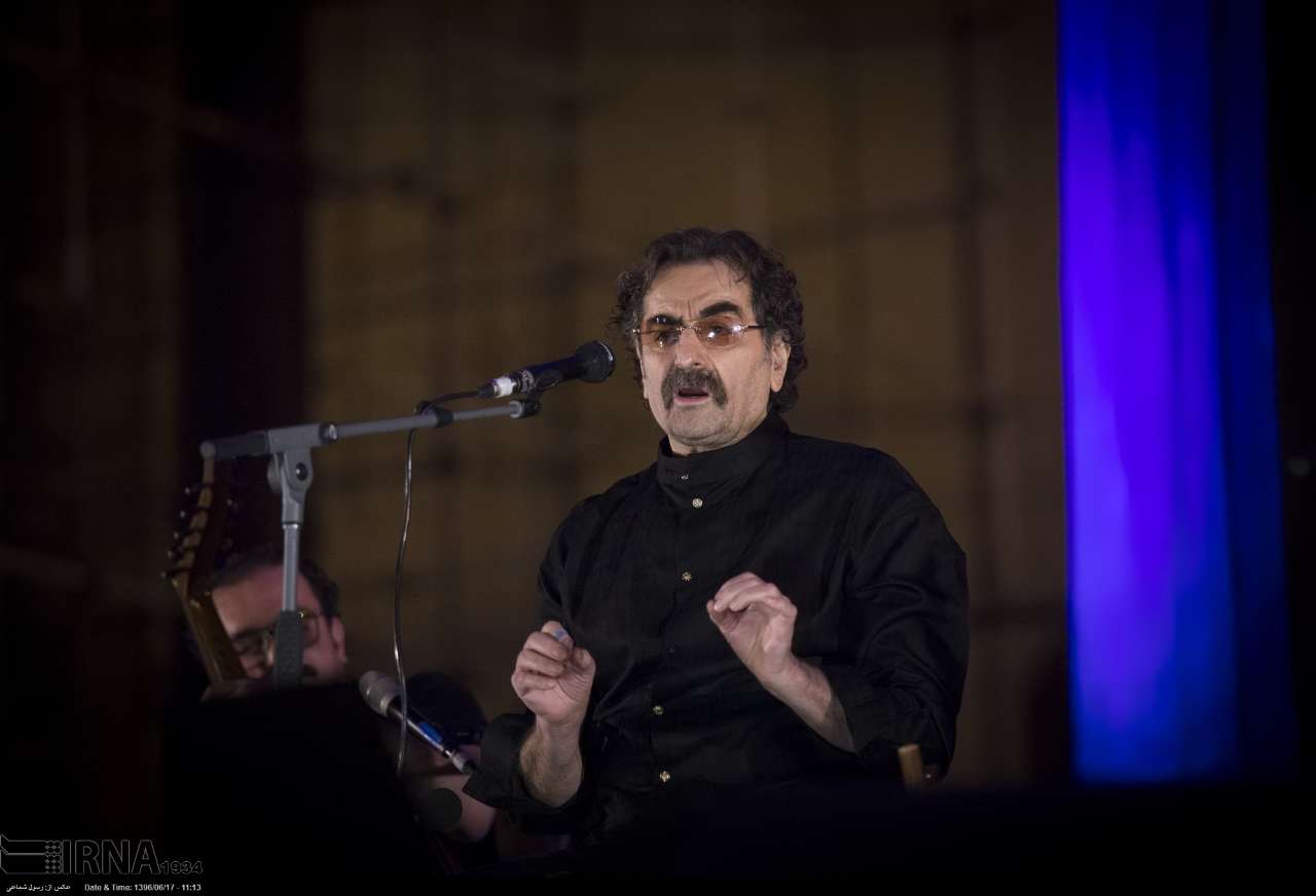 شنیدن «لاله بهار» با صدای شهرام ناظری/ آی «ﻋﻤﻮ ﻧﻮروز» دردا رو ﺑﺒﻴﻦ