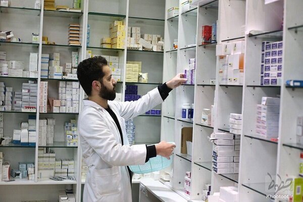 غذا و دارو: تامین و توزیع داروهای حیاتی ادامه دارد
