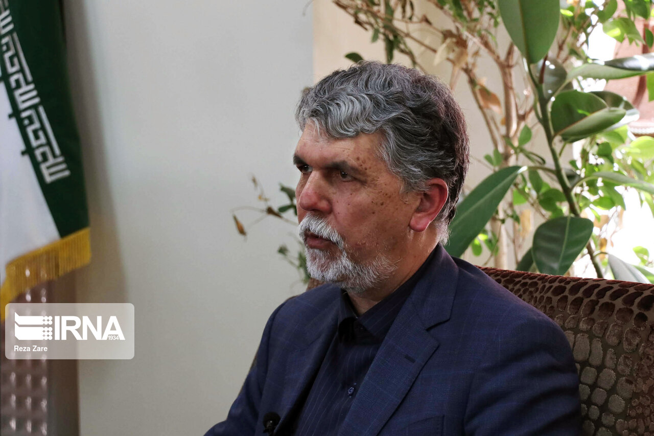وزیر فرهنگ: نوادگان رزمندگان ۸ سال جنگ تحمیلی، وجبی از خاک ایران به دشمن نمی‌دهند