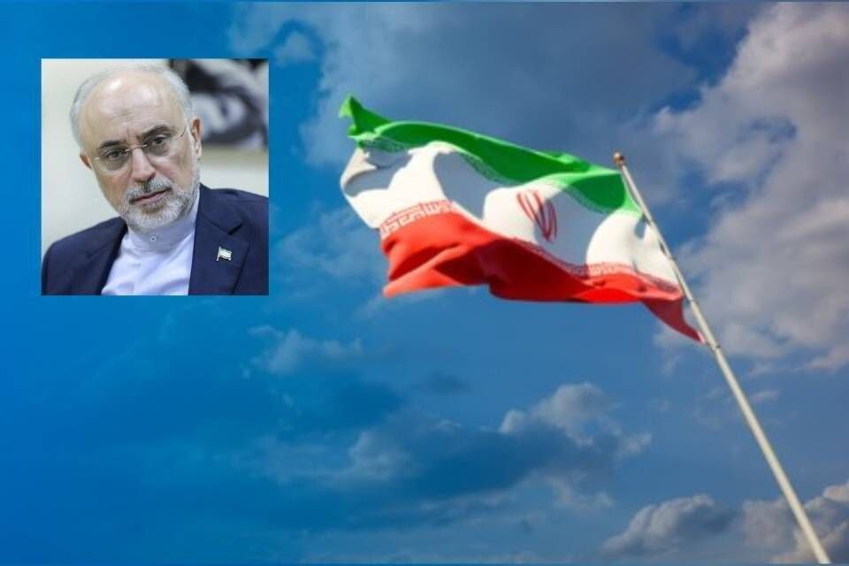 ایران، همواره هجمه‌های بیگانگان را در خود هضم کرده است