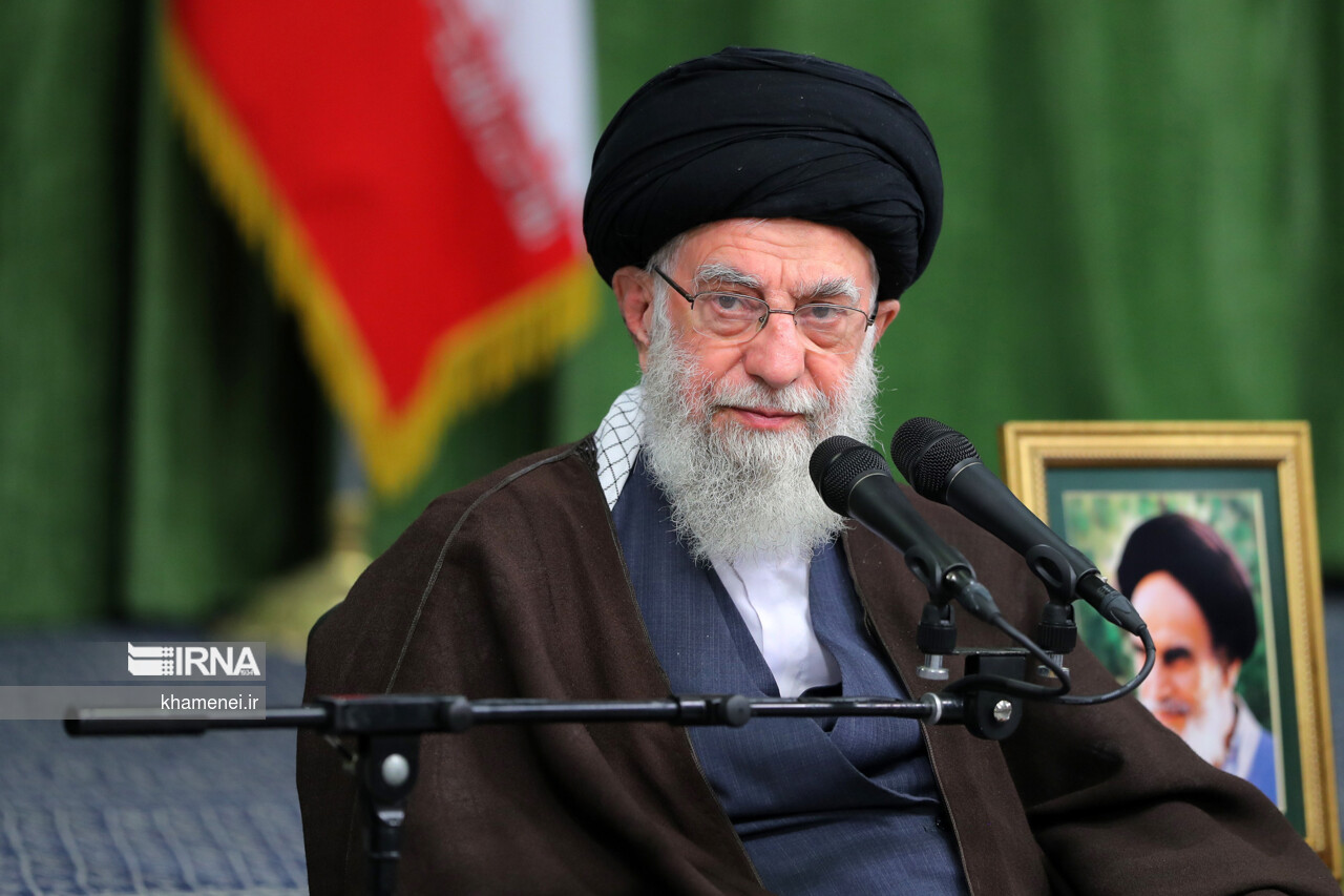 رهبر انقلاب بر حضور فعال مومنان در حکمرانی اسلامی اعتقاد داشتند