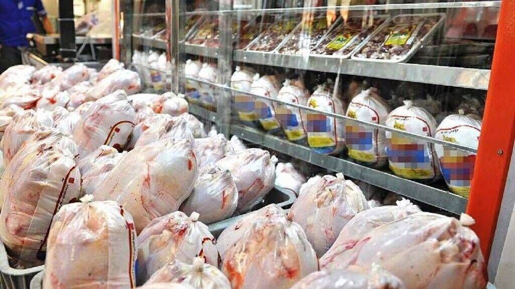 پایداری ذخایر کالاهای اساسی درهرمزگان/ بیش از ۵۶۰۰ تن گوشت مرغ عرضه شد
