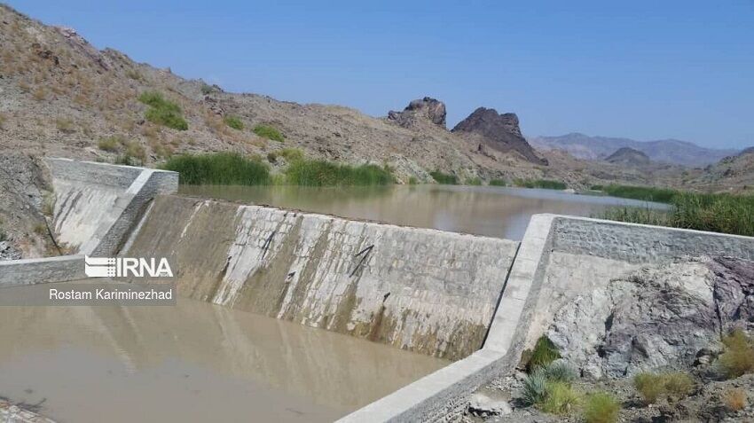 معاون سازمان منابع طبیعی: طرح‌های آبخیزداری تبخیر منابع آبی را ۱۰ درصد کاهش داد